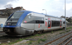 Jouef HJ2438S - H0 - Dieseltriebwagen Rh X 73500 Nouvelle Aquitaine, SNCF, Ep. VI - DC-Sound